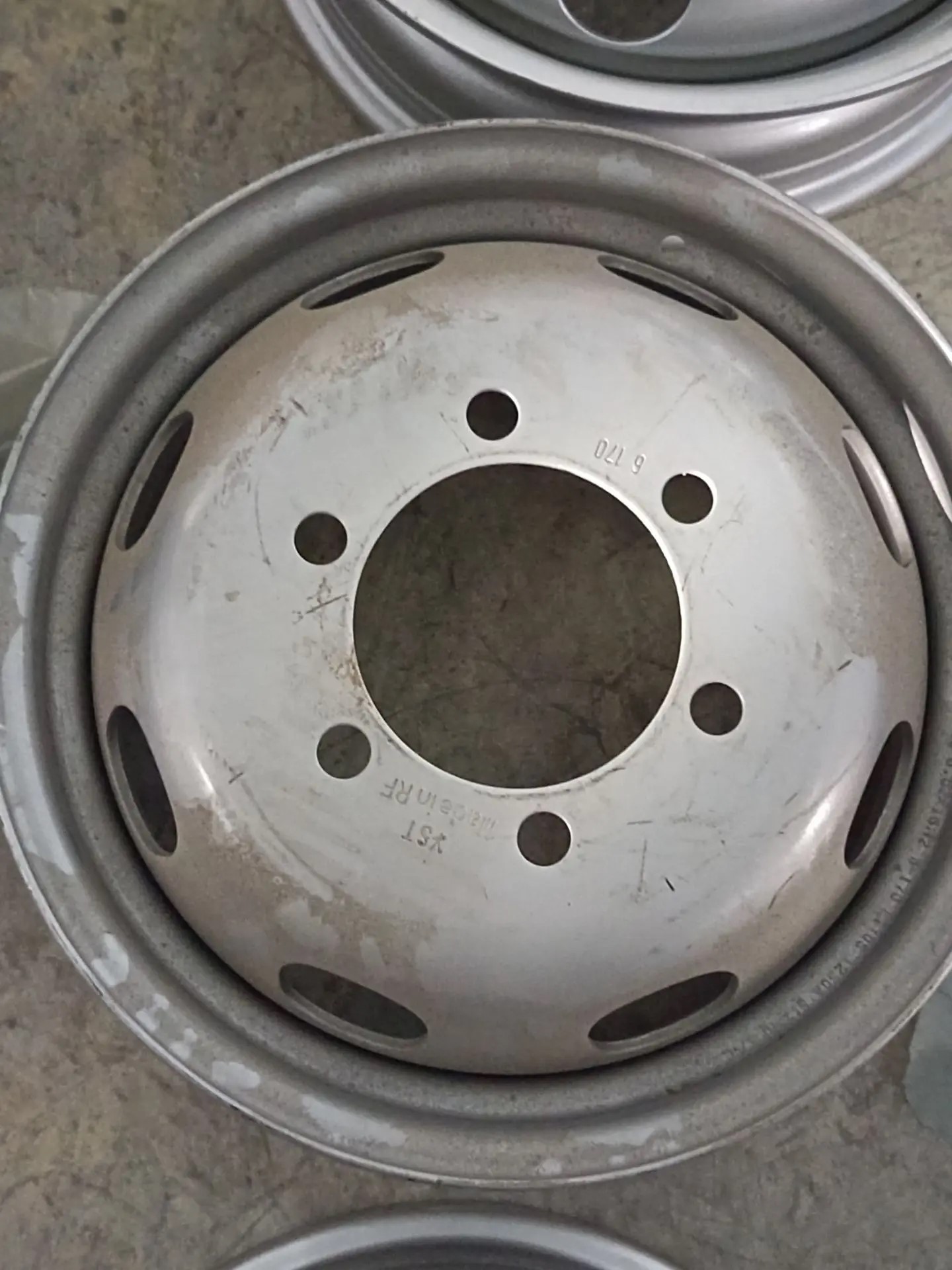Диск 16*5,5 6*170 Ет105 130,1 TREBL LT2885D_P  Silver  [9368204]