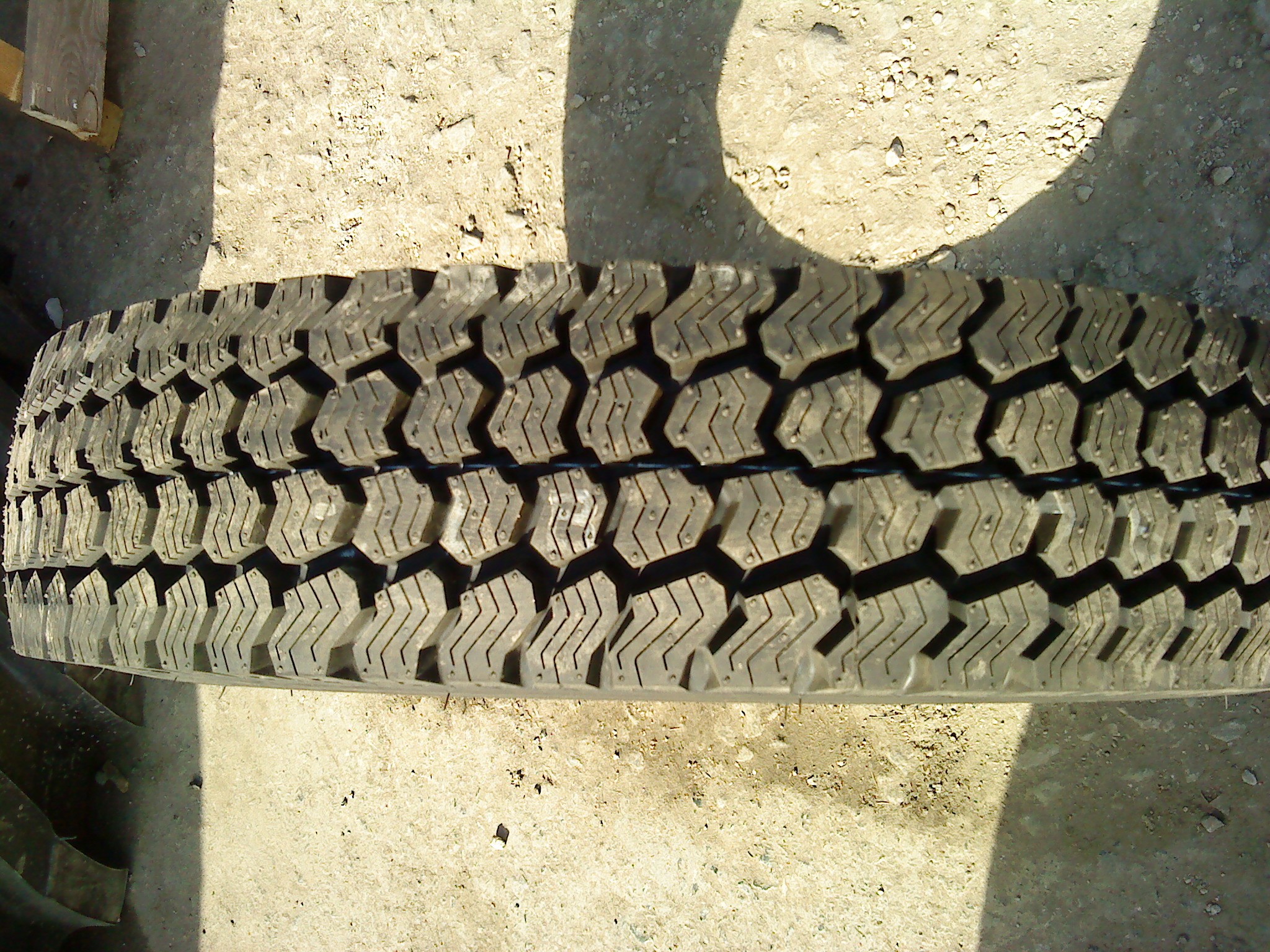 6.50 R16 GoodYear UG Flexsteel 10TT 108