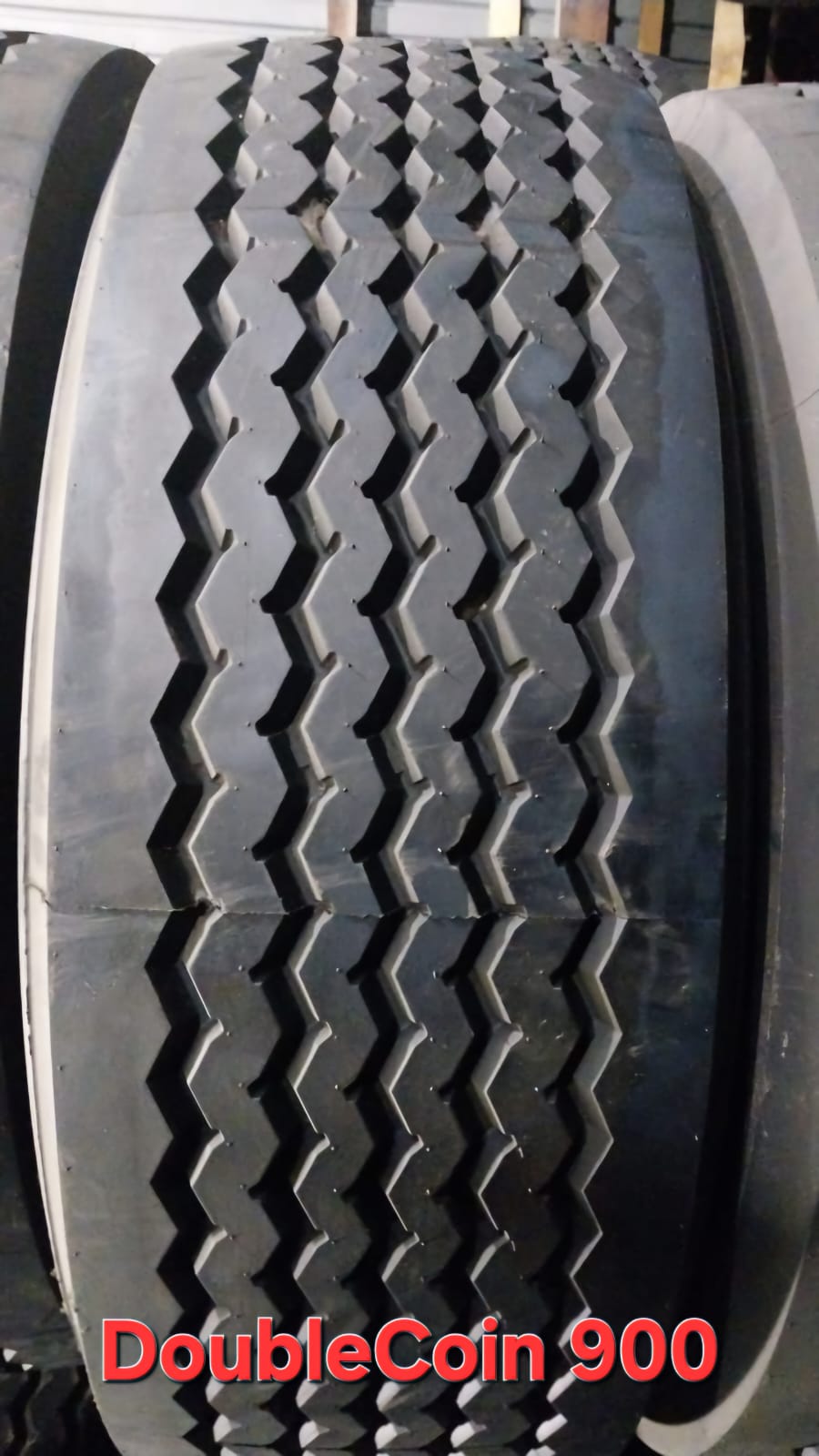 Double Coin RR900